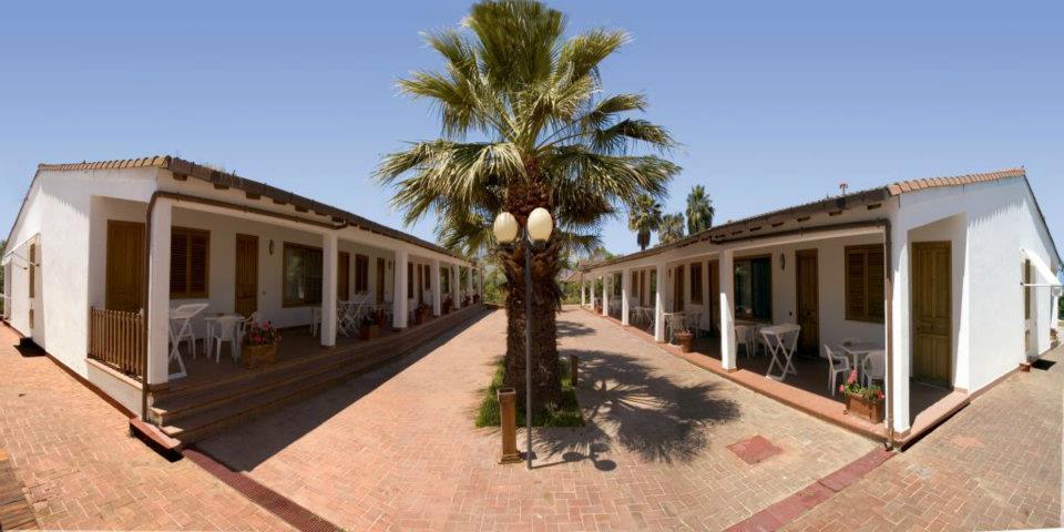 Вилла Agriturismo Arabesque Балестрате Экстерьер фото